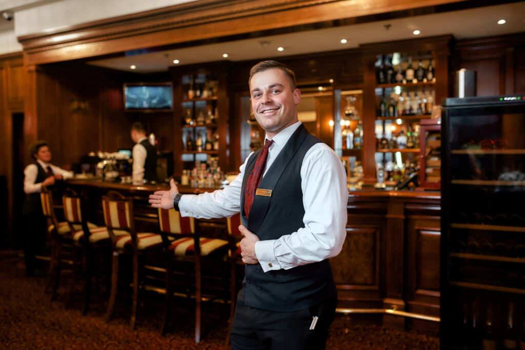 Hotel-bar-staff-in-Australia